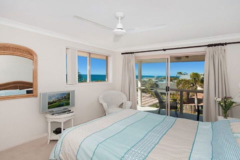 Pacific Rose Winter Holiday Special - Surfers Paradise Gold Coast 5