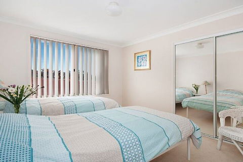 Pacific Rose Winter Holiday Special - Surfers Paradise Gold Coast 3