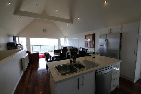 Silver Springs - Surfers Paradise Gold Coast 1