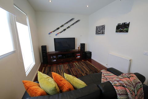 Silver Springs - Surfers Paradise Gold Coast 2