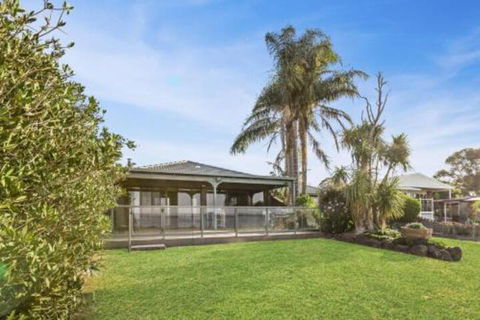 Eagle Point Getaway Waterfront Serenity! - Surfers Paradise Gold Coast 6