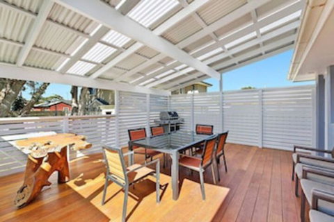 Blue Summer House - Surfers Paradise Gold Coast 0