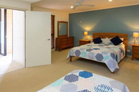 Blue Water Retreat Downstairs - Surfers Paradise Gold Coast 0