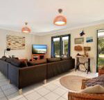 Innisfree Pet Friendly 2 Mins to Beach - Surfers Paradise Gold Coast