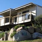 KINGFISHER COTTAGE Beachfront At The Binalong Bay - Surfers Paradise Gold Coast 0