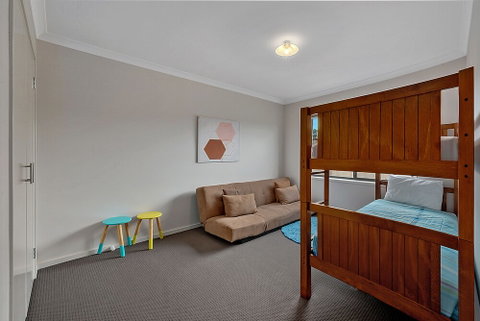 Bundalong On Clarke St - Surfers Paradise Gold Coast 2