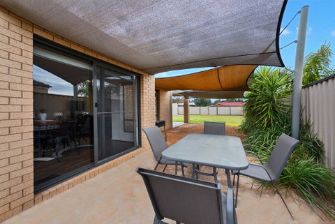 Bundalong On Clarke St - Surfers Paradise Gold Coast 0