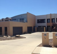 the Anchorage by the Lake - Surfers Paradise Gold Coast