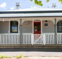 Red Door Cottage of Orange Heritage Home