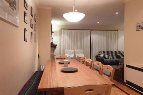 Mawson Unit 5 - Surfers Paradise Gold Coast 3