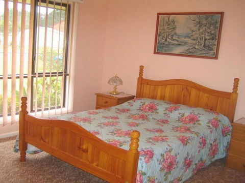 SEASCAPE In NARRAWALLEE - Surfers Paradise Gold Coast 4