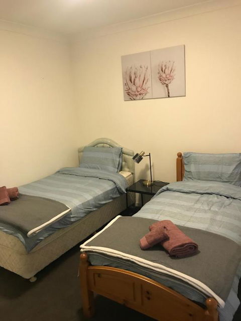 Elegant Design 2 Bed 2 Bath Apartment In Liverpool - Surfers Paradise Gold Coast 2