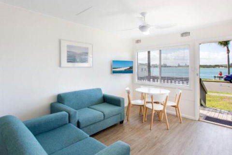Lakeside Flats 6 - Surfers Paradise Gold Coast 7