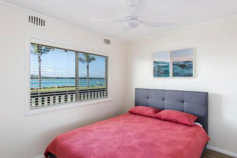 Lakeside Flats 6 - Surfers Paradise Gold Coast 5