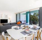 Bay Breeze By Jervis Bay Rentals - Surfers Paradise Gold Coast