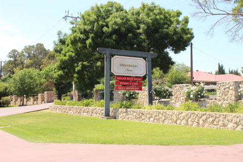 OXENBERRY FARM - Surfers Paradise Gold Coast 2