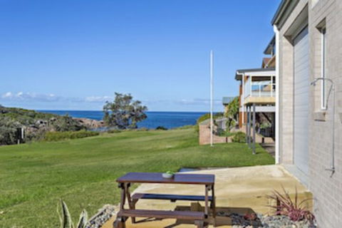 Whale Studio 1a Ocean Street - Surfers Paradise Gold Coast 0