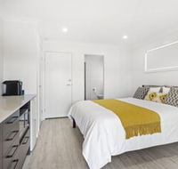 Dolphin Studio Apartment 1a Ocean Street