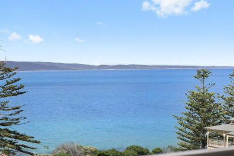 POINT GREY APARTMENT ONE VIEWPOINT - Surfers Paradise Gold Coast 0