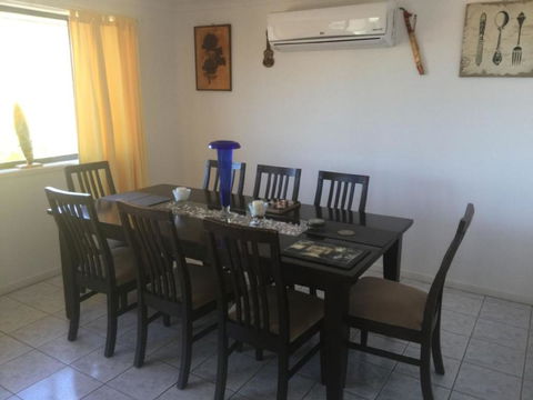 Orana Beach Holiday Home At Boat Habour - Surfers Paradise Gold Coast 3