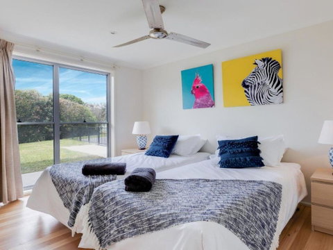 Aloha Direct Beach Access From Property - Surfers Paradise Gold Coast 5