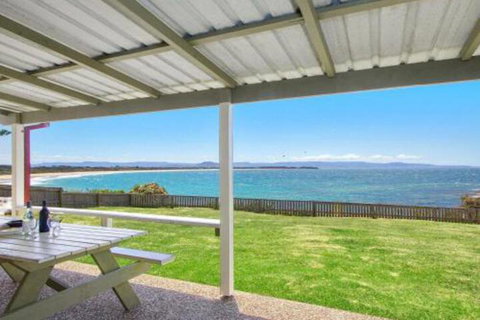 Amazing Aspects Perched Above Tilbury Cove - Surfers Paradise Gold Coast 0