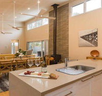 Callala Breeze access to indoor community pool - Surfers Paradise Gold Coast
