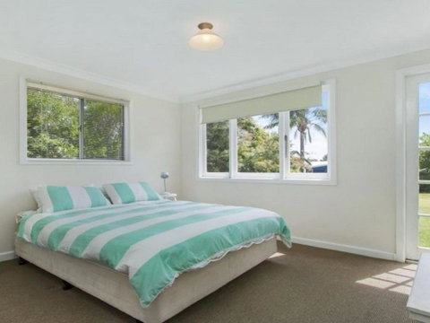 Seahorse Beach Just 550m From House - Surfers Paradise Gold Coast 4