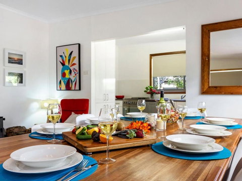 Silvermere Cottage A Cosy Family Getaway - Surfers Paradise Gold Coast 3