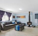 The Burra Break 3 minute walk to beach access - Surfers Paradise Gold Coast