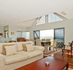 Villa Mer stylish waterfront accommodation - Surfers Paradise Gold Coast