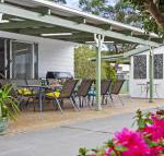 Whispering Waves relaxing beach house - Surfers Paradise Gold Coast