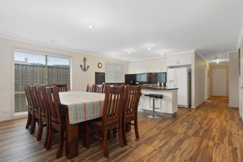 Bay Watch - Surfers Paradise Gold Coast 2
