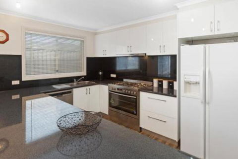 Bay Watch - Surfers Paradise Gold Coast 4