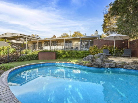BYANDA MOUNT MARTHA - Surfers Paradise Gold Coast 2