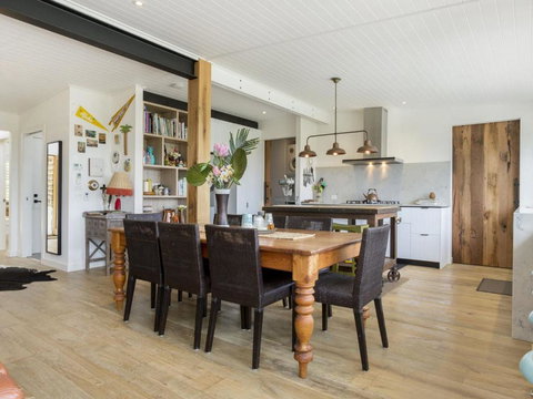 LANIKAI MOUNT MARTHA - Surfers Paradise Gold Coast 3