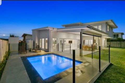 THE BEACH OASIS At 360 - Surfers Paradise Gold Coast 0