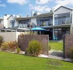 Serenity Shores by Jervis Bay Rentals - Surfers Paradise Gold Coast