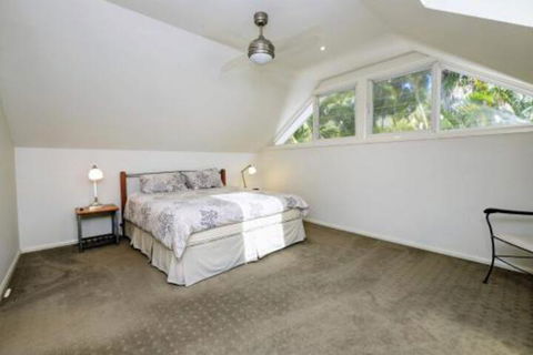THE BEACH HOUSE - Surfers Paradise Gold Coast 2