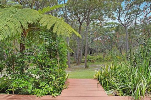 Studio By The Bay :: Jervis Bay Rentals - Surfers Paradise Gold Coast 7