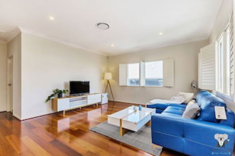 Rochedale Spacious Holiday 4 Bedrooms House Qro009 - Surfers Paradise Gold Coast 0
