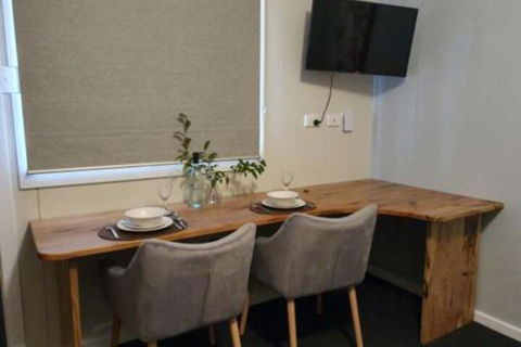 Cornwall House Accommodation - Surfers Paradise Gold Coast 7