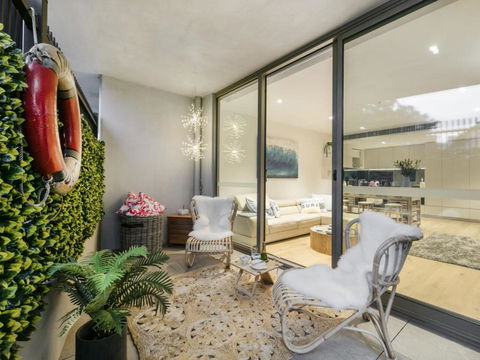 SEA TEMPLE MORNINGTON - Surfers Paradise Gold Coast 2