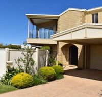 VIEWS FOREVER INVERLOCH - Surfers Paradise Gold Coast