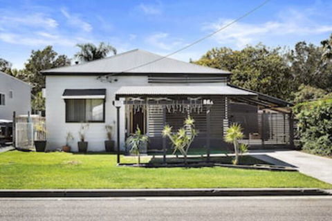 Morna Point Road 86a Nells Cottage - Surfers Paradise Gold Coast 0