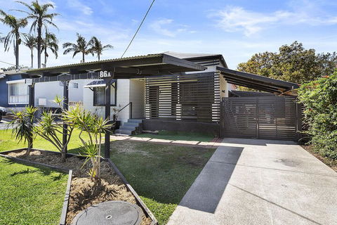 Morna Point Road 86a Nells Cottage - Surfers Paradise Gold Coast 1