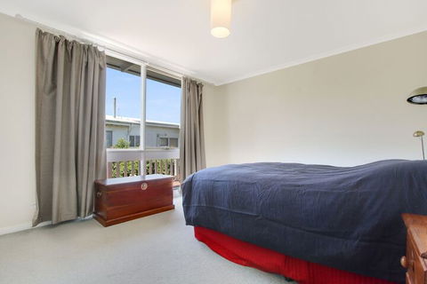 Metung Lake House - Surfers Paradise Gold Coast 4