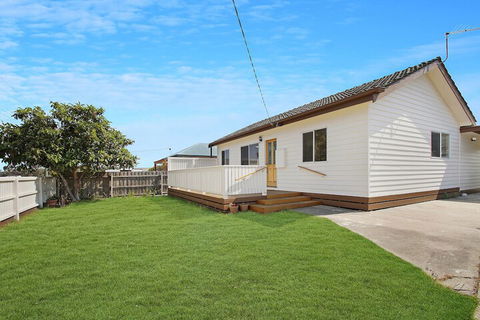 The Fishermans Cottage - Surfers Paradise Gold Coast 2