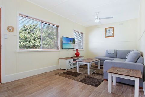 The Fishermans Cottage - Surfers Paradise Gold Coast 3