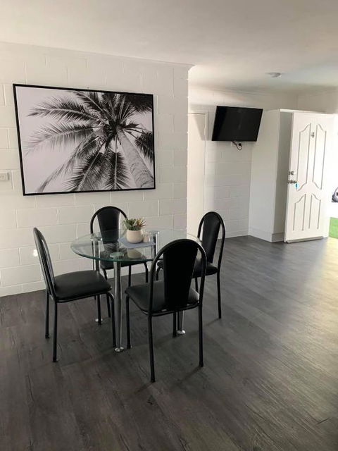 Motel On Mitchell - Surfers Paradise Gold Coast 4
